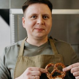 Заварной хлеб с инжиром и черносливом – гастрономический акцент московского утра от Sage Заварной хлеб с инжиром и черносливом – гастрономический акцент московского утра от Sage